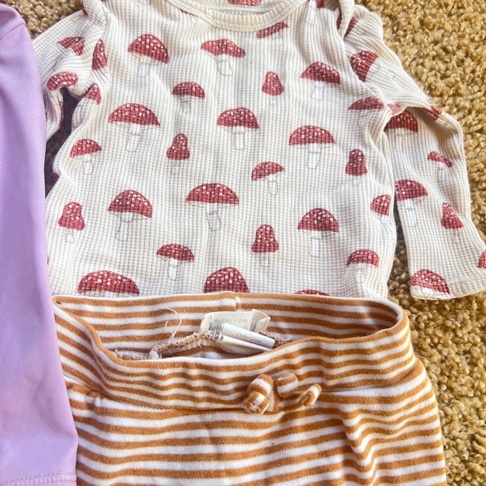 Baby Girl 9M Clothing Bundle Adidas Levi’s Carter’s 10pc Lot - Picture 3 of 6